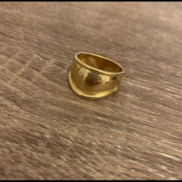 2 Rings from Dynamite - Picture 2 of 2